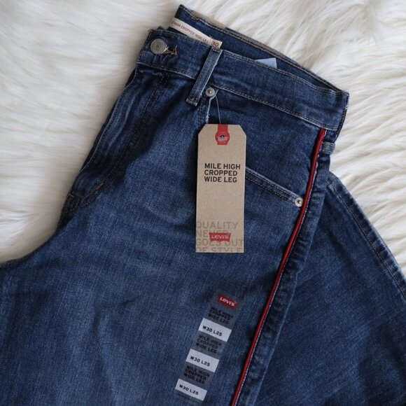NEW Levi's Mile High Wide Leg Red Stripe Jeans Size 30 - Picture 3 of 7